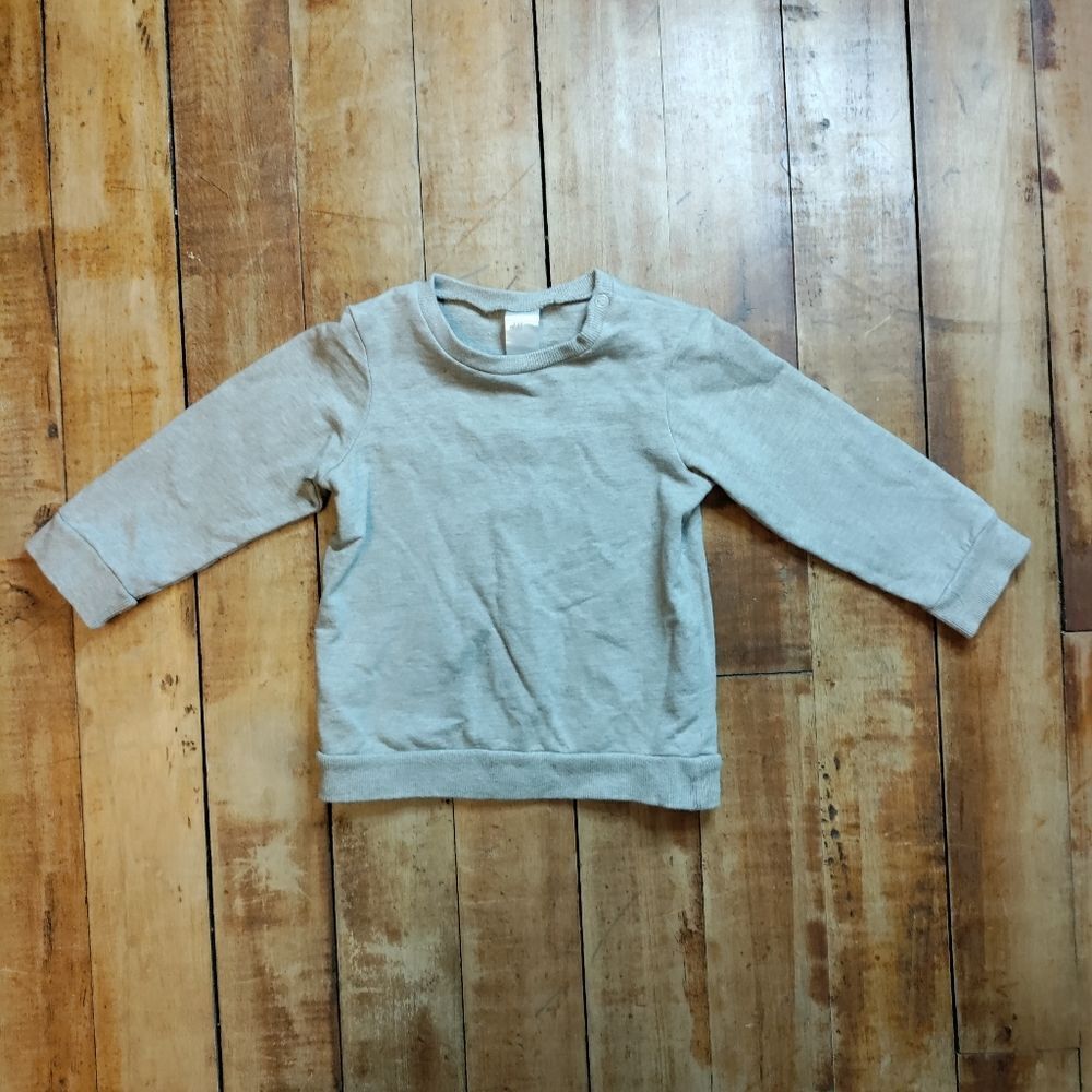 H&M crewneck sweatshirt size 18 months lightweight unisex neutral spring cotton